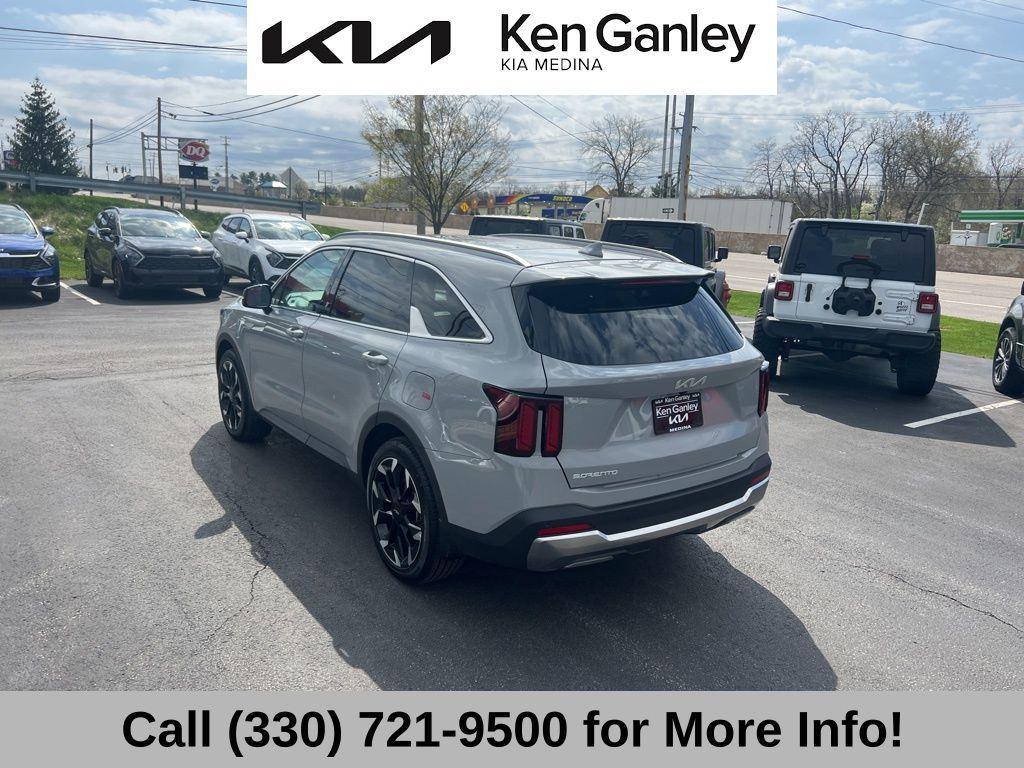 used 2025 Kia Sorento car, priced at $37,549