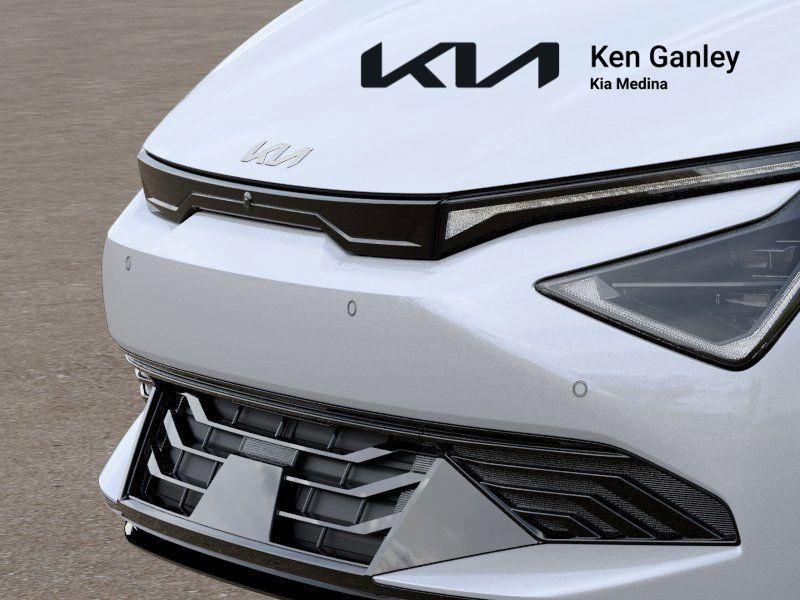new 2025 Kia EV6 car, priced at $53,770