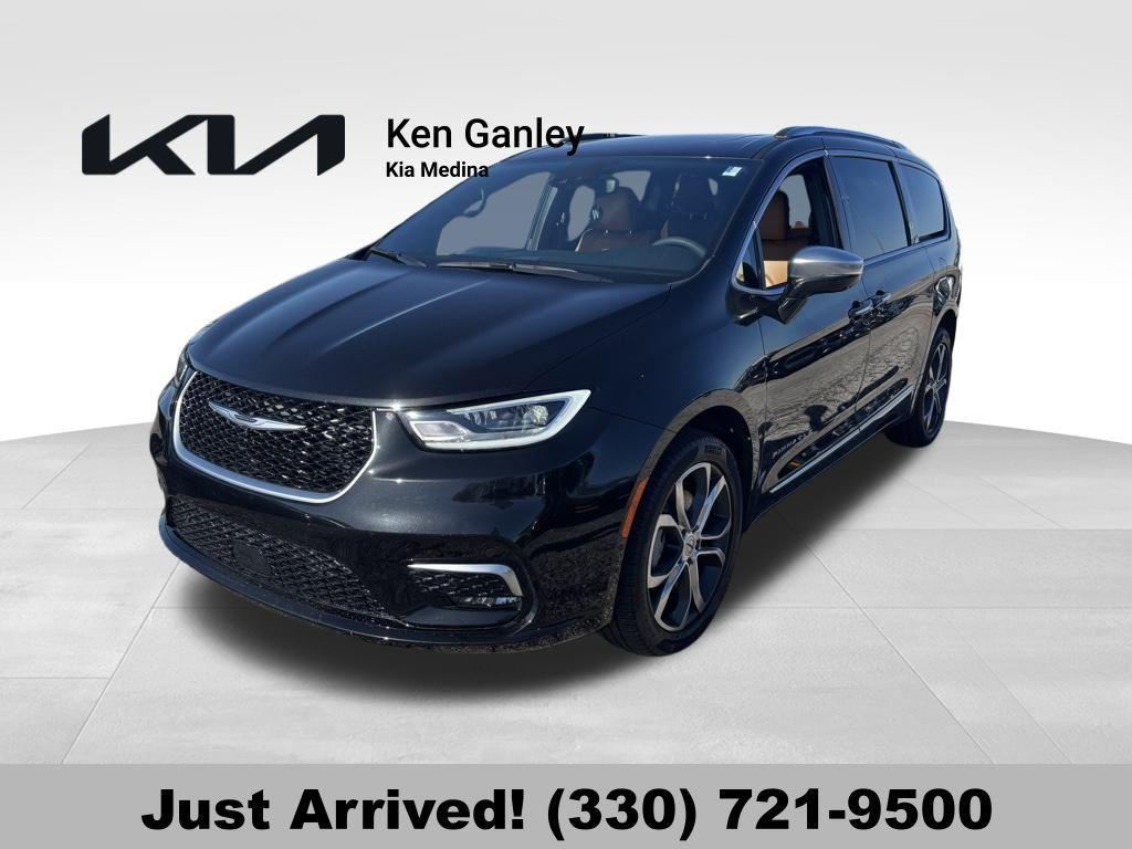 used 2022 Chrysler Pacifica car, priced at $39,481