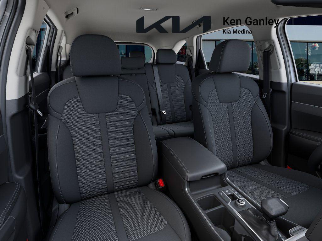 new 2025 Kia Sorento car, priced at $32,625