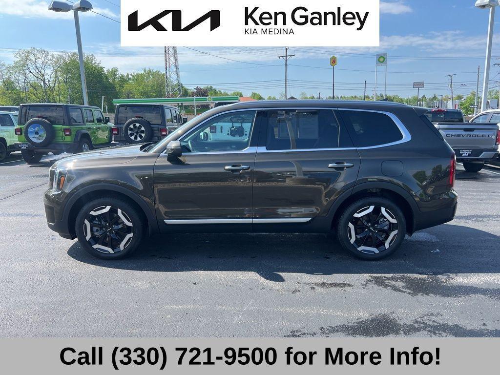 used 2024 Kia Telluride car, priced at $42,991