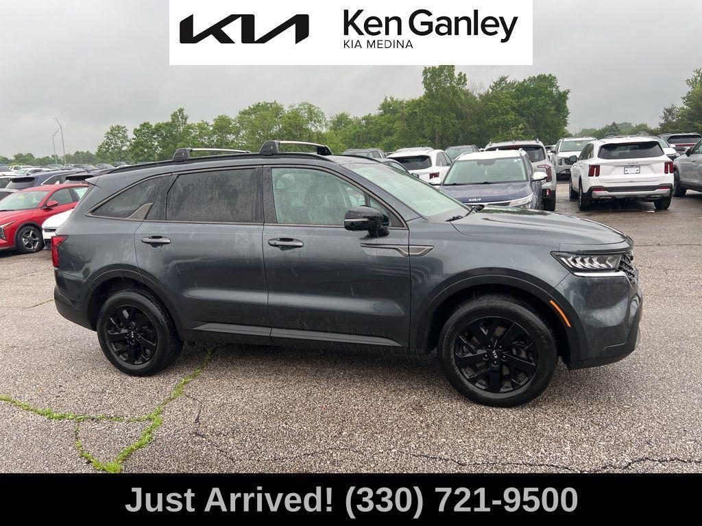 used 2021 Kia Sorento car, priced at $24,686