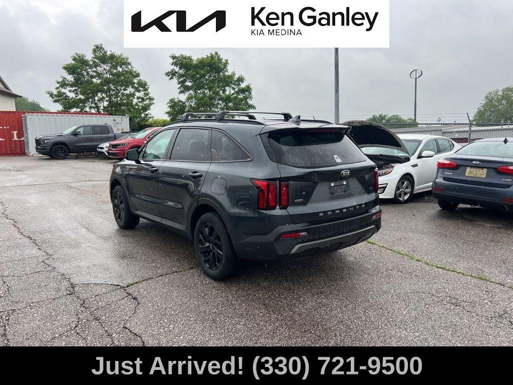 used 2021 Kia Sorento car, priced at $24,686