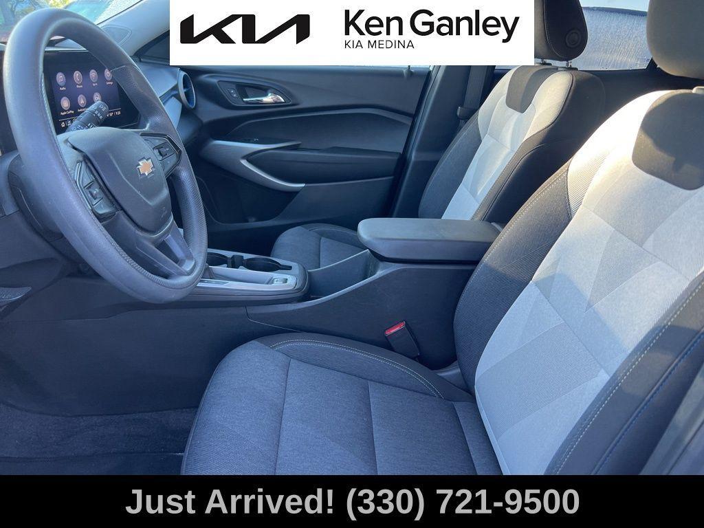 used 2024 Chevrolet Trax car, priced at $18,941