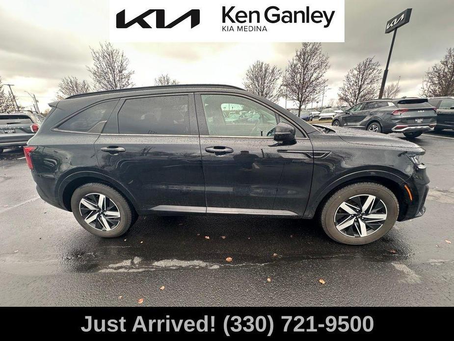 used 2021 Kia Sorento car, priced at $23,757