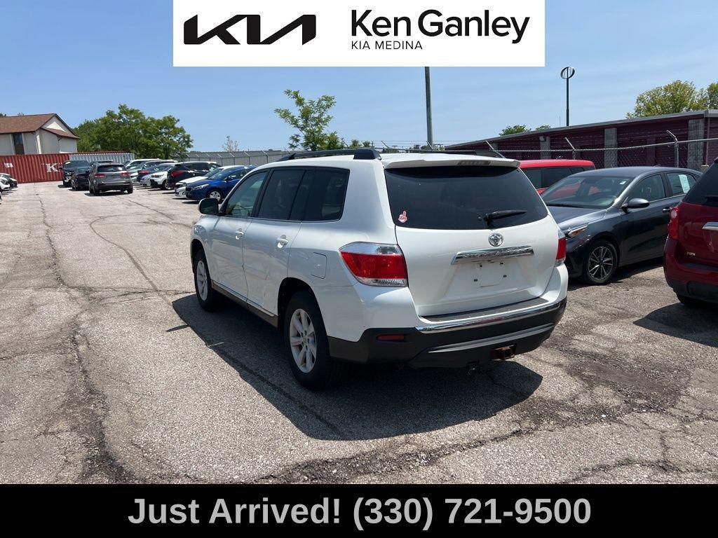 used 2013 Toyota Highlander car, priced at $11,588