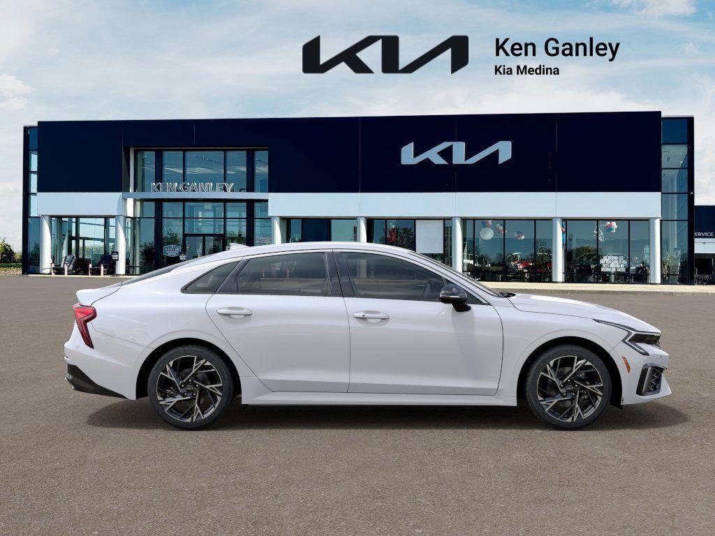 new 2025 Kia K5 car, priced at $30,925