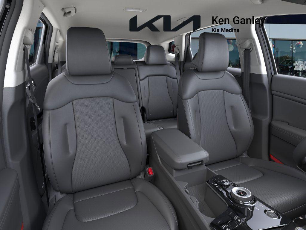 new 2025 Kia Sportage Hybrid car, priced at $33,570