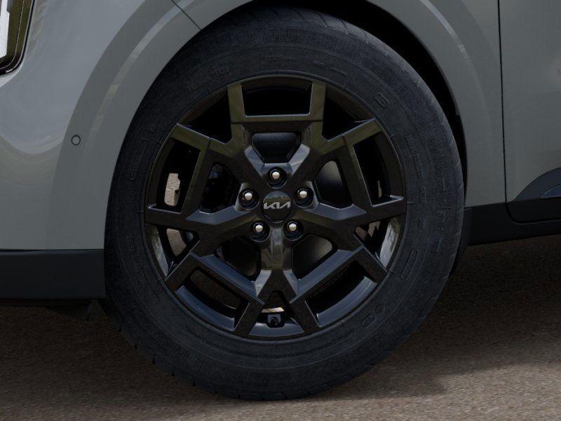 new 2025 Kia Carnival car, priced at $48,320
