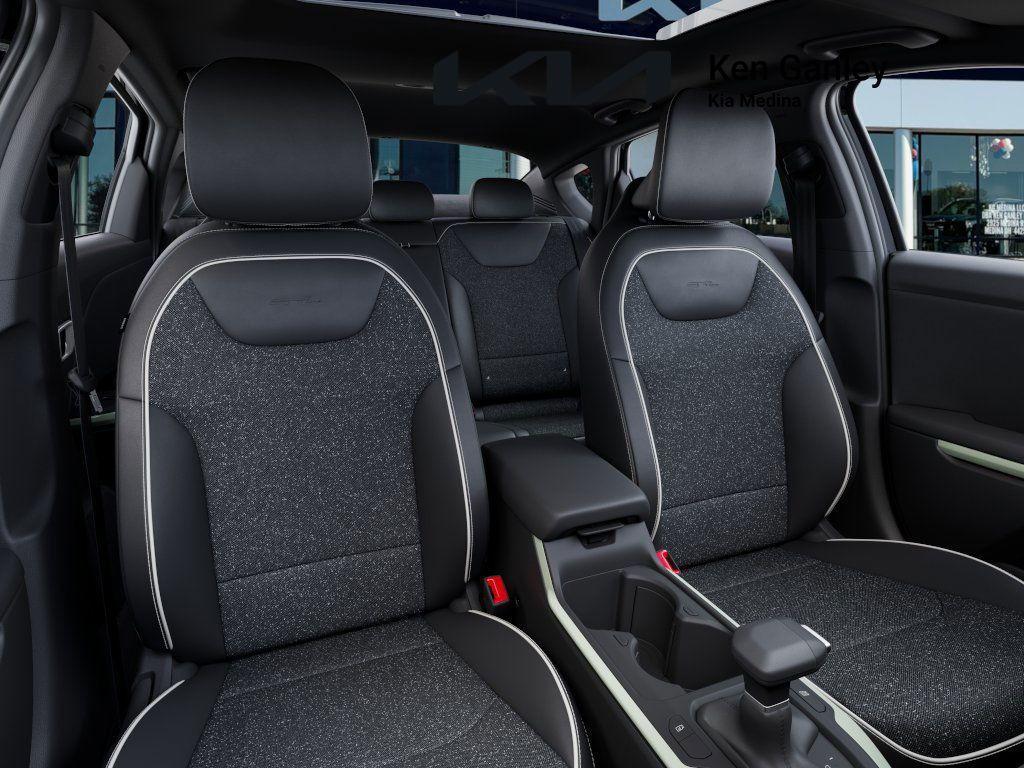 new 2025 Kia K4 car, priced at $27,365