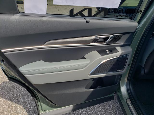 new 2024 Kia Telluride car, priced at $51,400