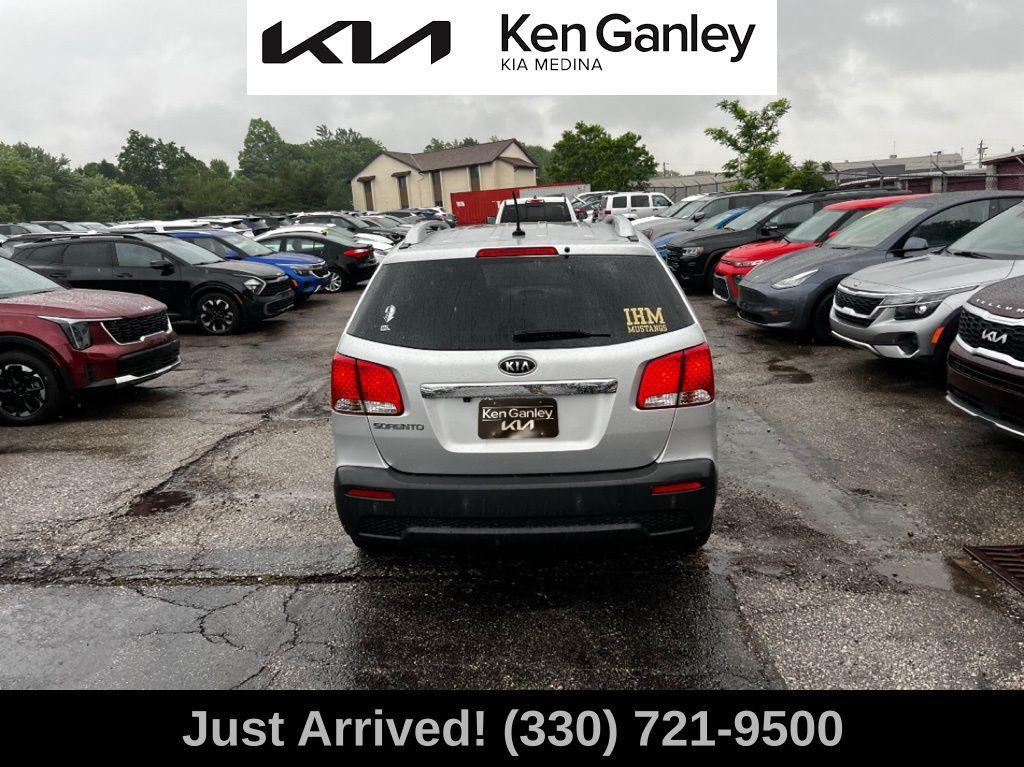 used 2011 Kia Sorento car, priced at $7,942