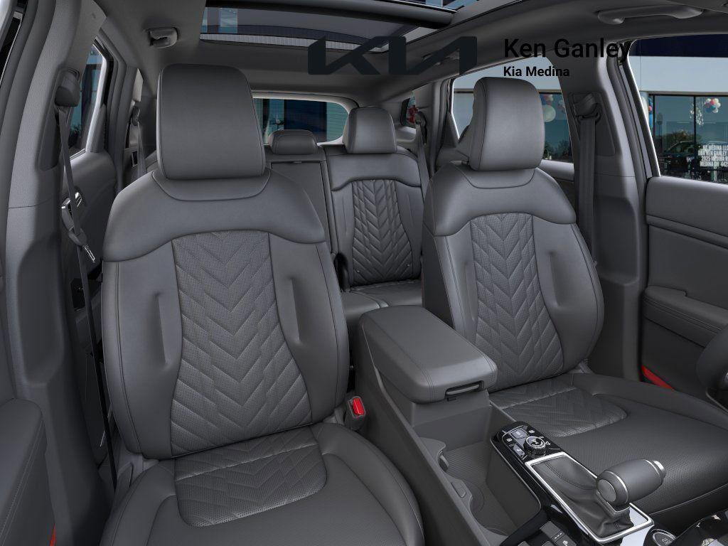 new 2025 Kia Sportage car, priced at $33,360