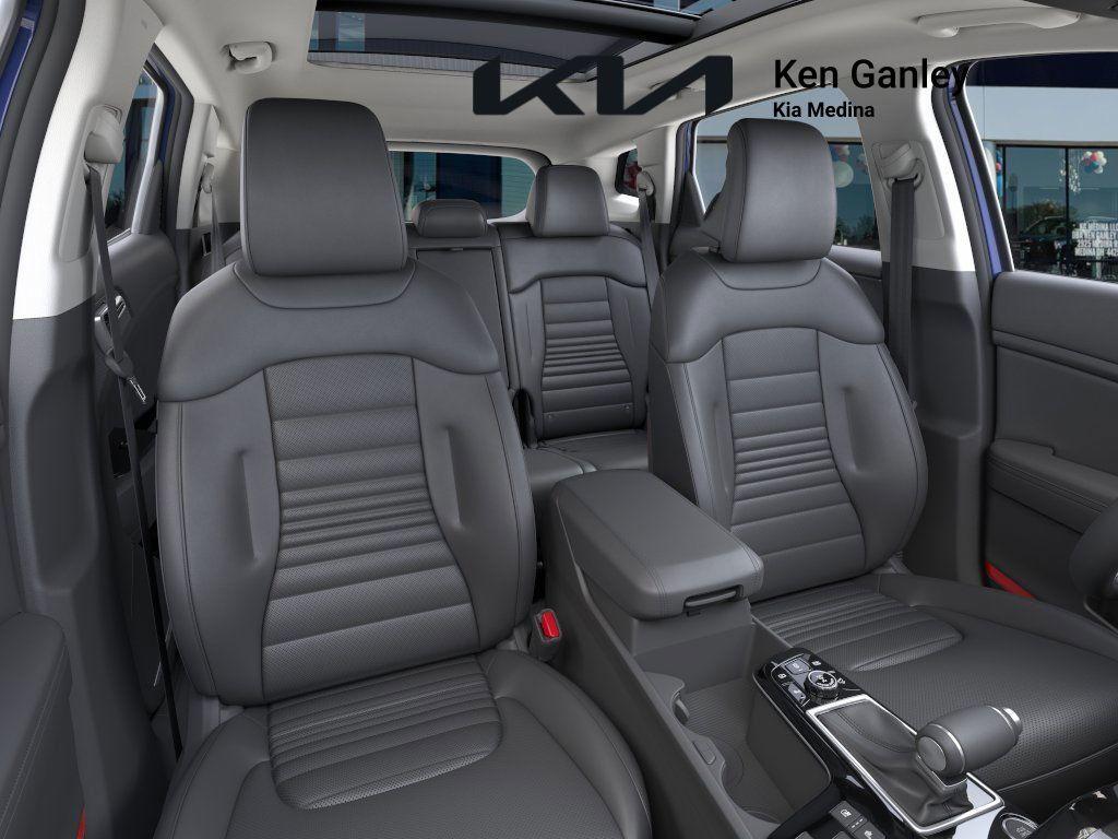 new 2025 Kia Sportage car, priced at $36,610