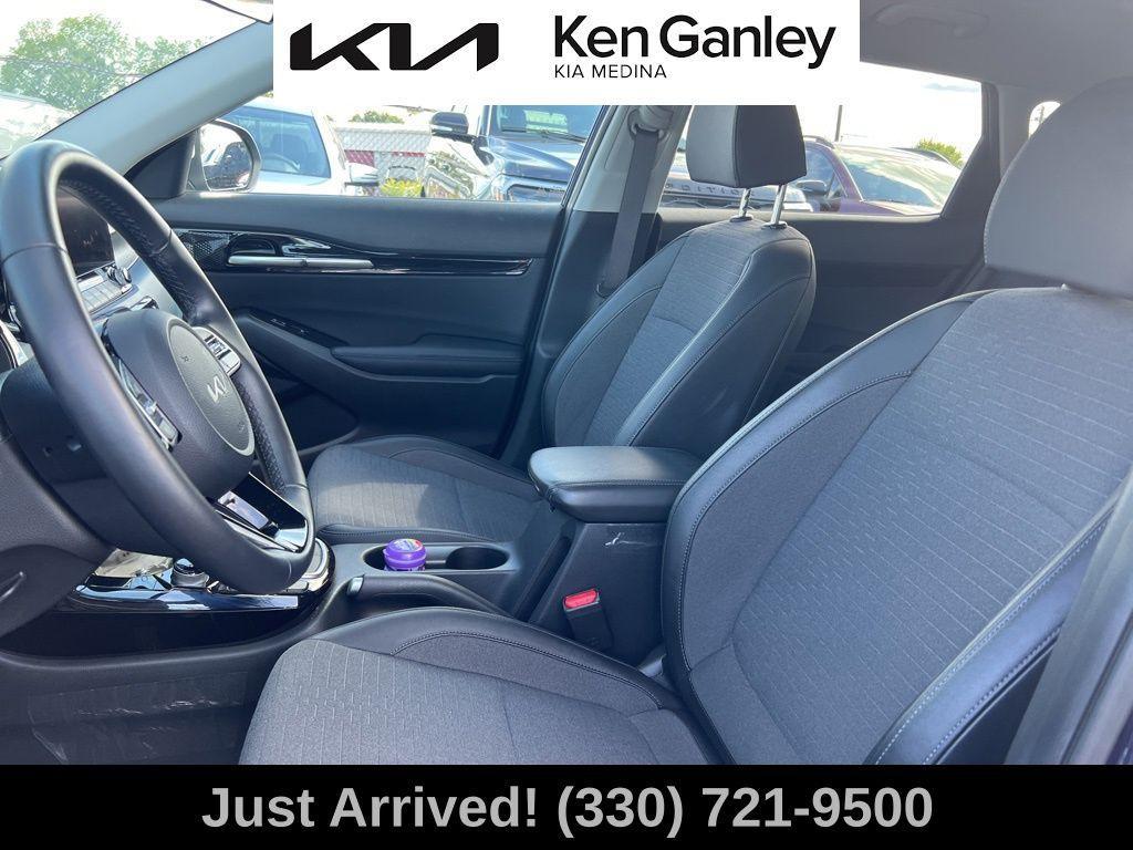 used 2023 Kia Seltos car, priced at $21,540