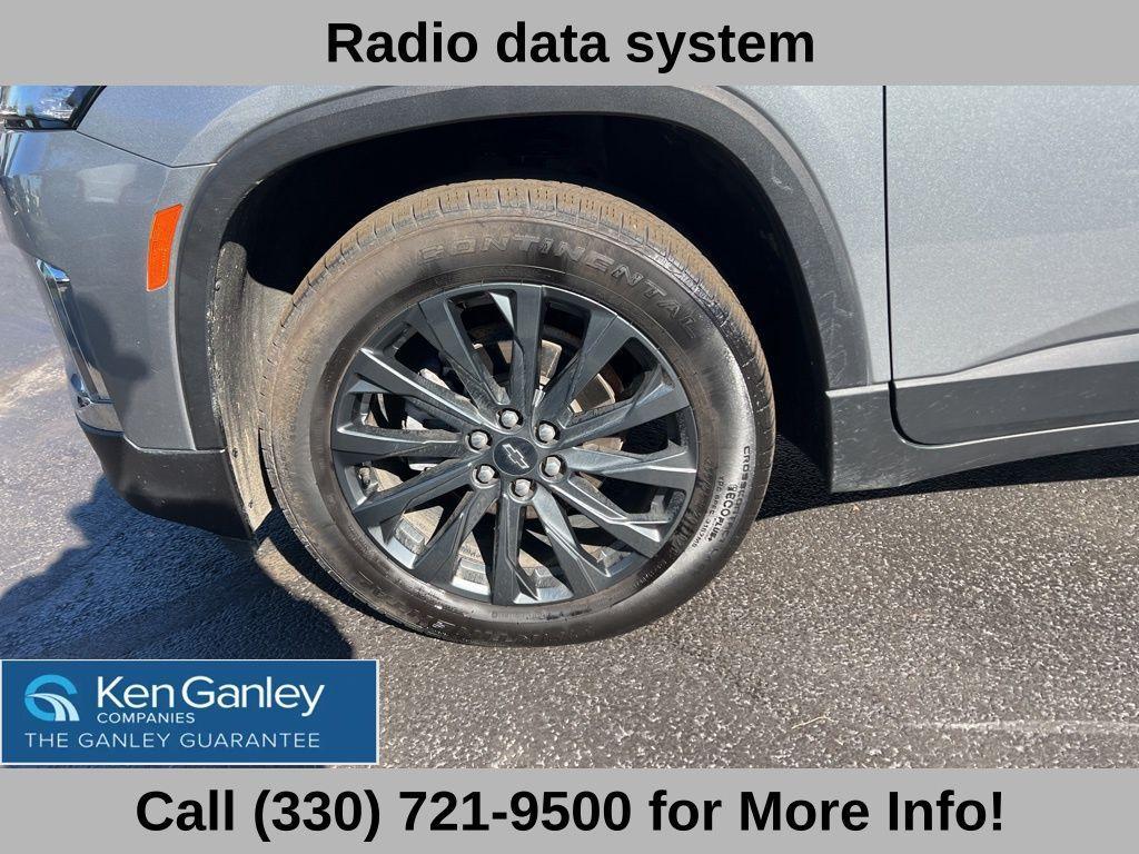used 2023 Chevrolet Traverse car, priced at $35,872