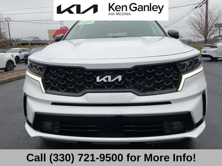 used 2023 Kia Sorento car, priced at $31,438