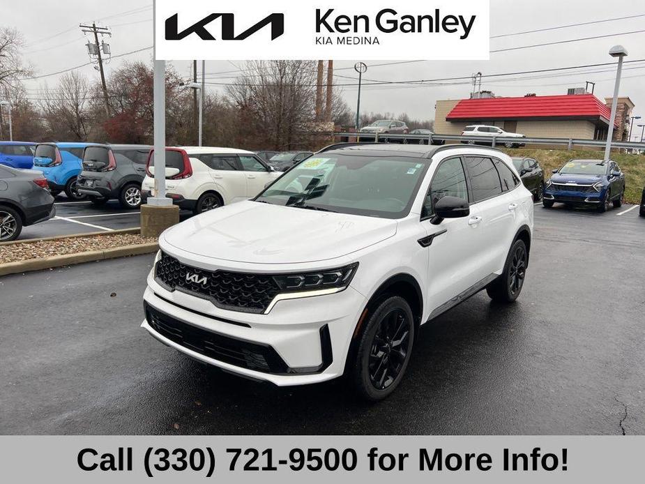 used 2023 Kia Sorento car, priced at $31,438