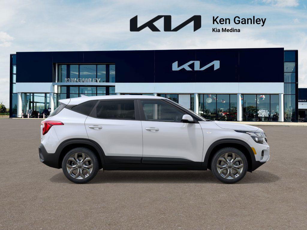 new 2025 Kia Seltos car, priced at $25,920