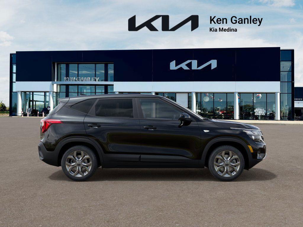 new 2025 Kia Seltos car, priced at $25,920