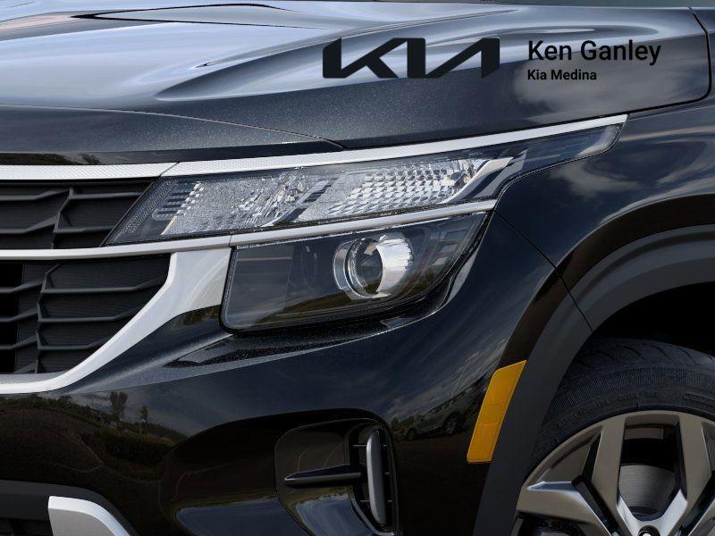 new 2025 Kia Seltos car, priced at $25,920