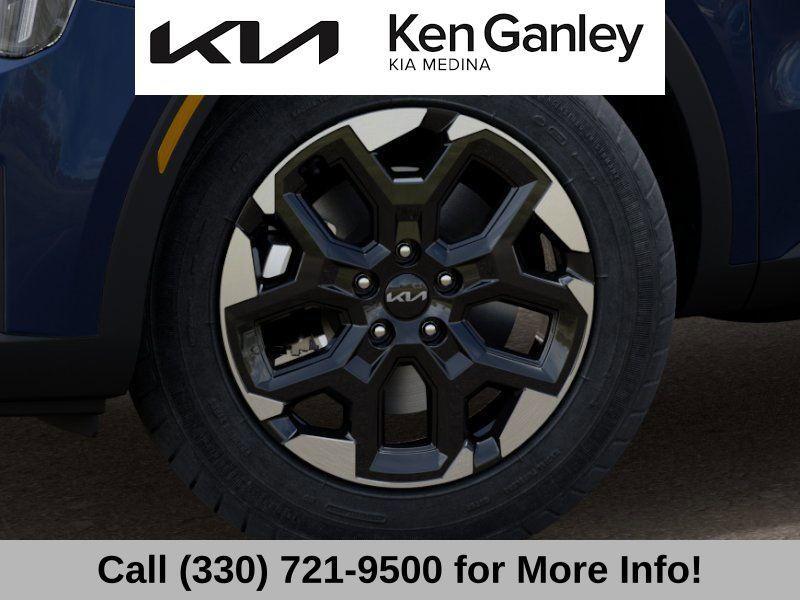 used 2025 Kia Sorento car, priced at $31,952