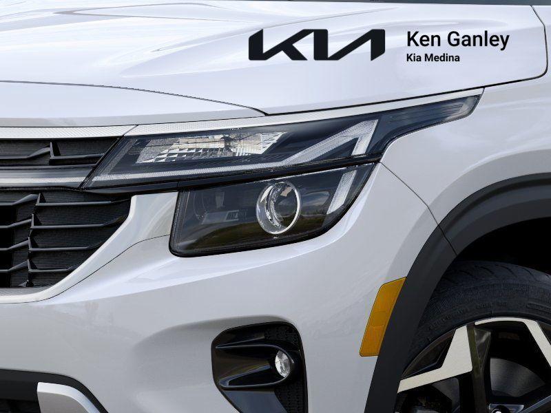 new 2025 Kia Seltos car, priced at $28,295