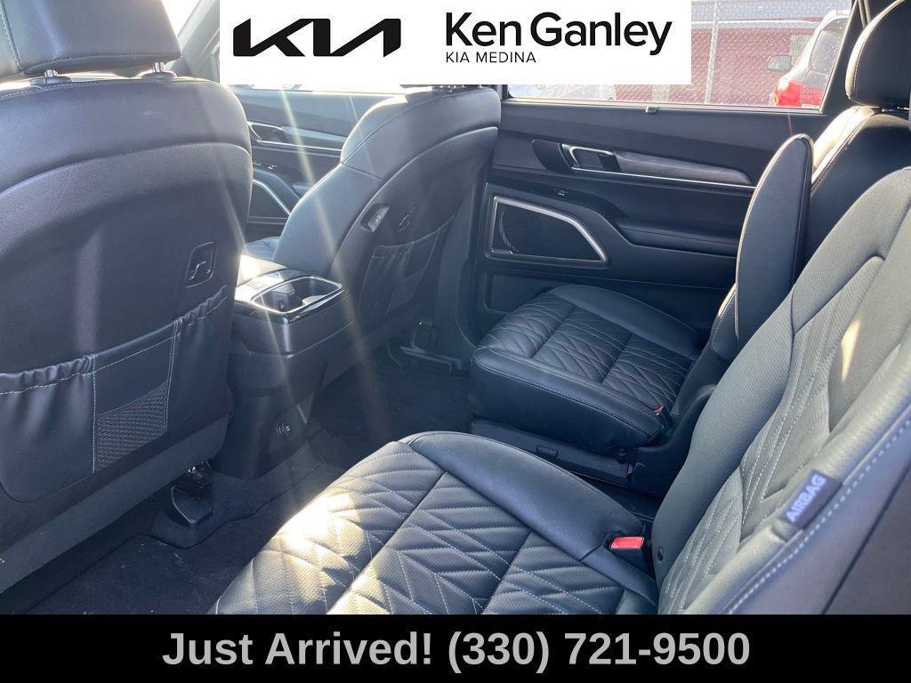 used 2023 Kia Telluride car, priced at $38,374