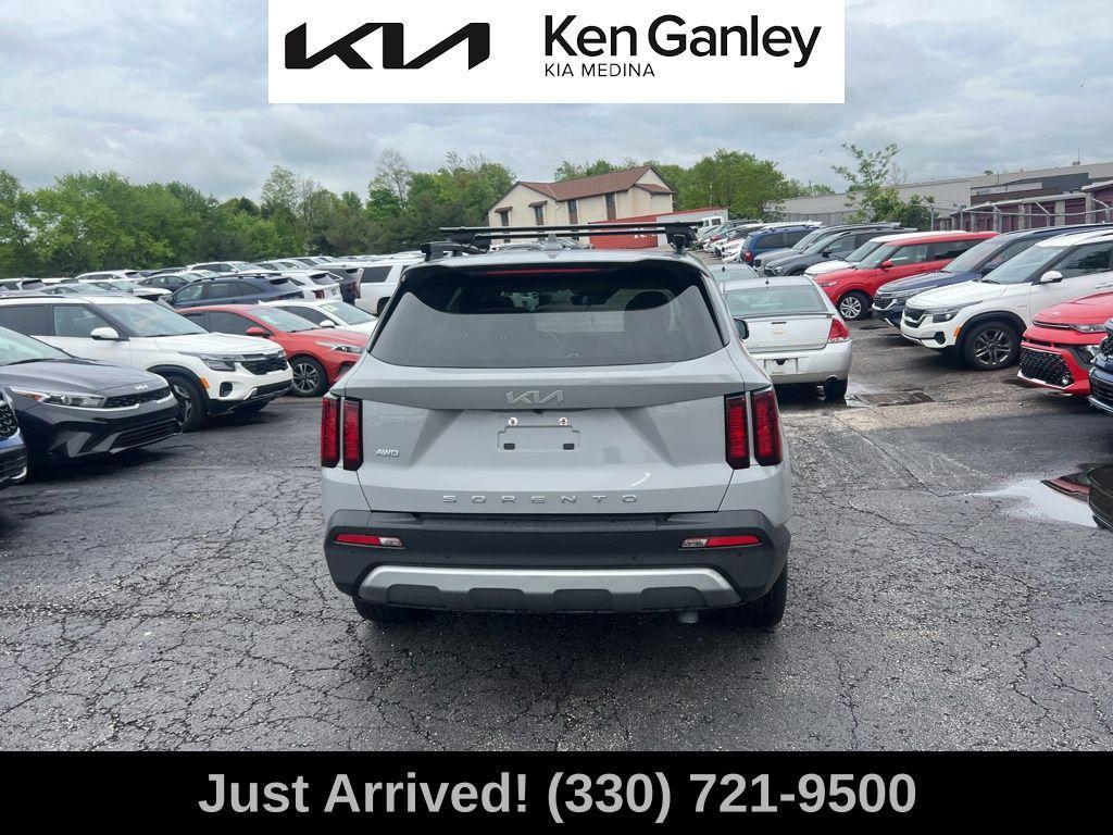used 2022 Kia Sorento car, priced at $29,742