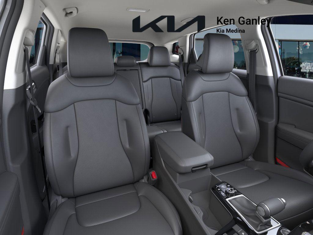 new 2025 Kia Sportage car, priced at $32,200