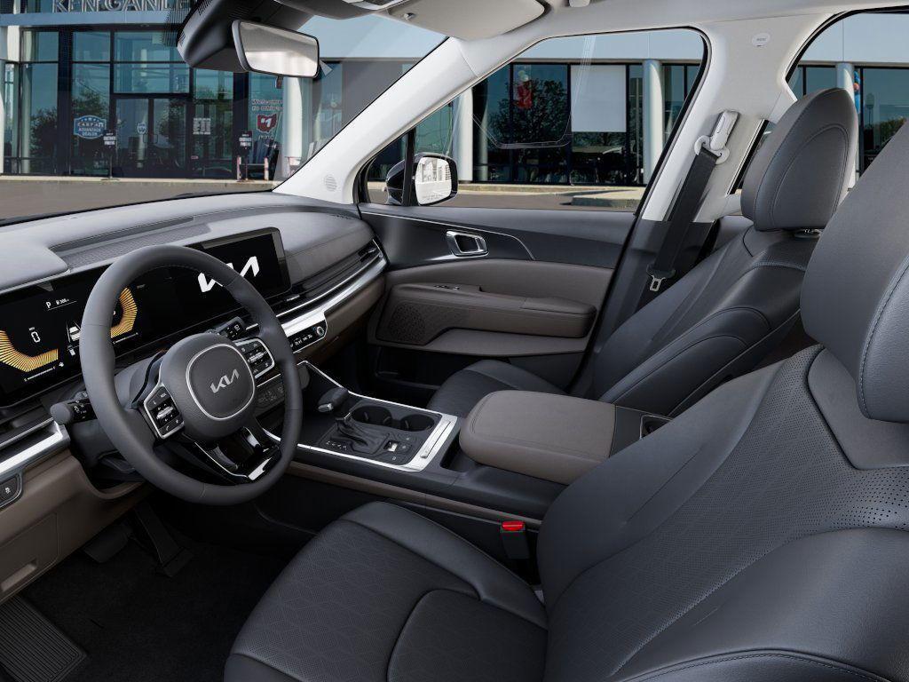 new 2025 Kia Carnival car, priced at $41,165