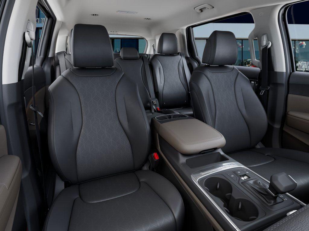 new 2025 Kia Carnival car, priced at $41,165