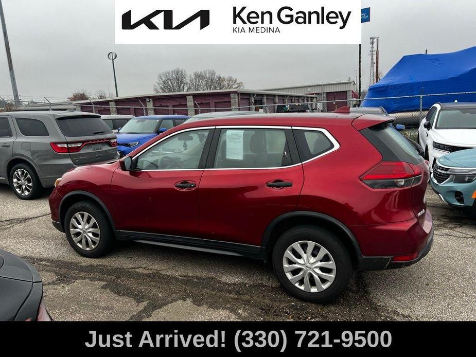 used 2019 Nissan Rogue car, priced at $15,645