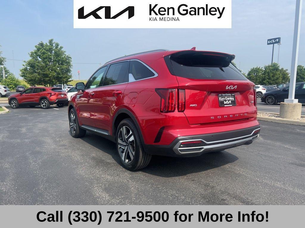 used 2022 Kia Sorento Plug-In Hybrid car, priced at $27,490