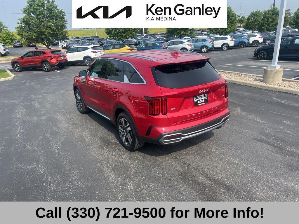 used 2022 Kia Sorento Plug-In Hybrid car, priced at $27,490