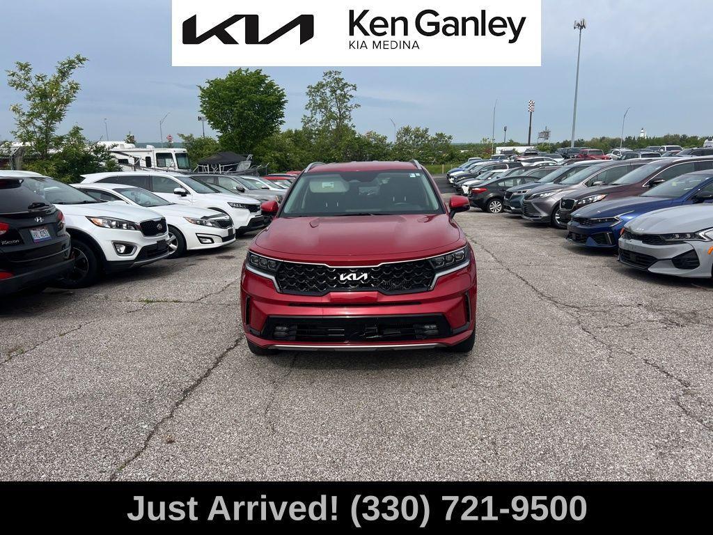 used 2022 Kia Sorento Plug-In Hybrid car, priced at $29,614