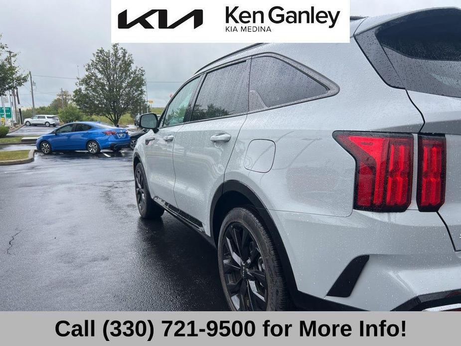 used 2023 Kia Sorento car, priced at $33,710