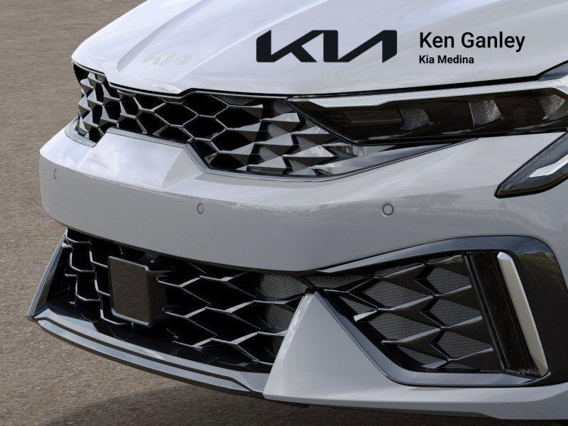 new 2025 Kia K5 car, priced at $32,690
