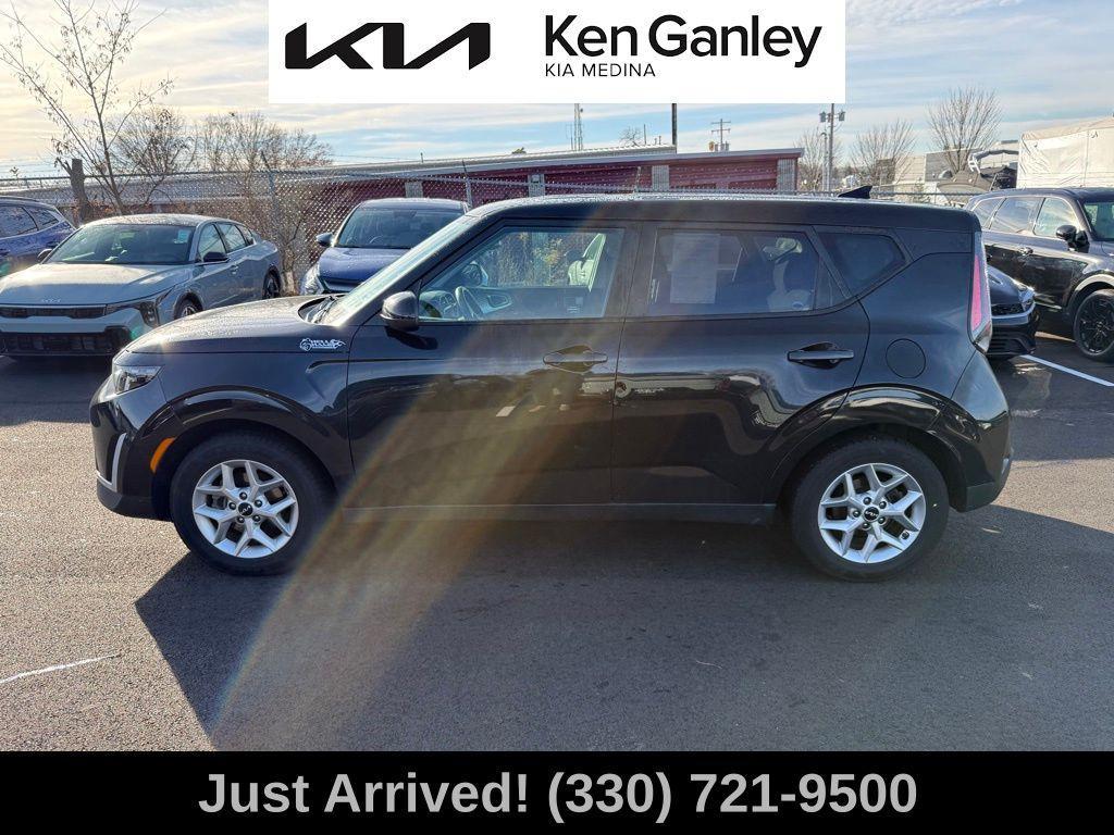 used 2023 Kia Soul car, priced at $17,442