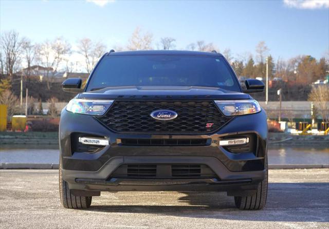 used 2022 Ford Explorer car, priced at $37,900