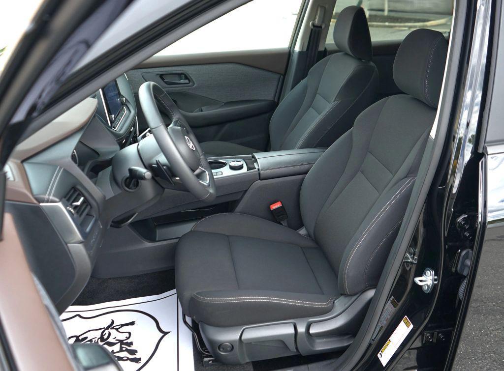 used 2023 Nissan Rogue car, priced at $25,900