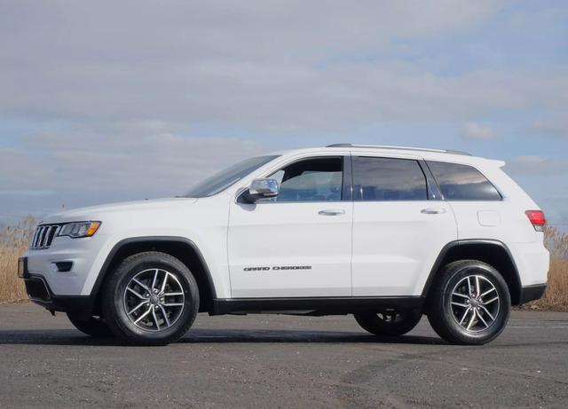 used 2022 Jeep Grand Cherokee car, priced at $29,900