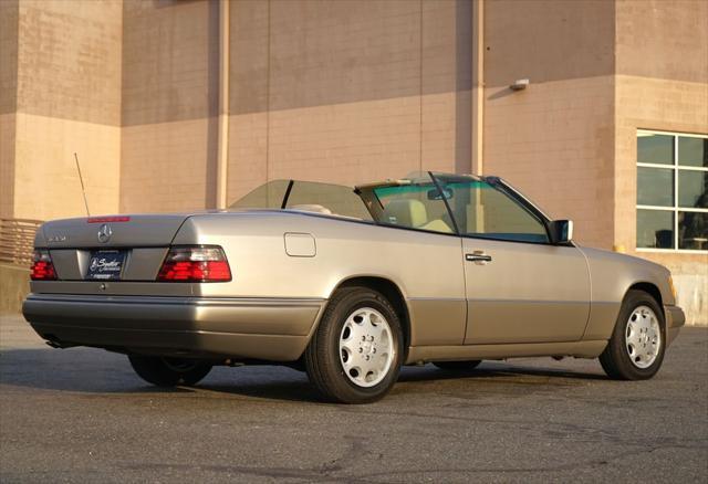 used 1995 Mercedes-Benz E-Class car, priced at $28,900
