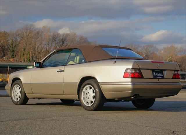 used 1995 Mercedes-Benz E-Class car, priced at $28,900
