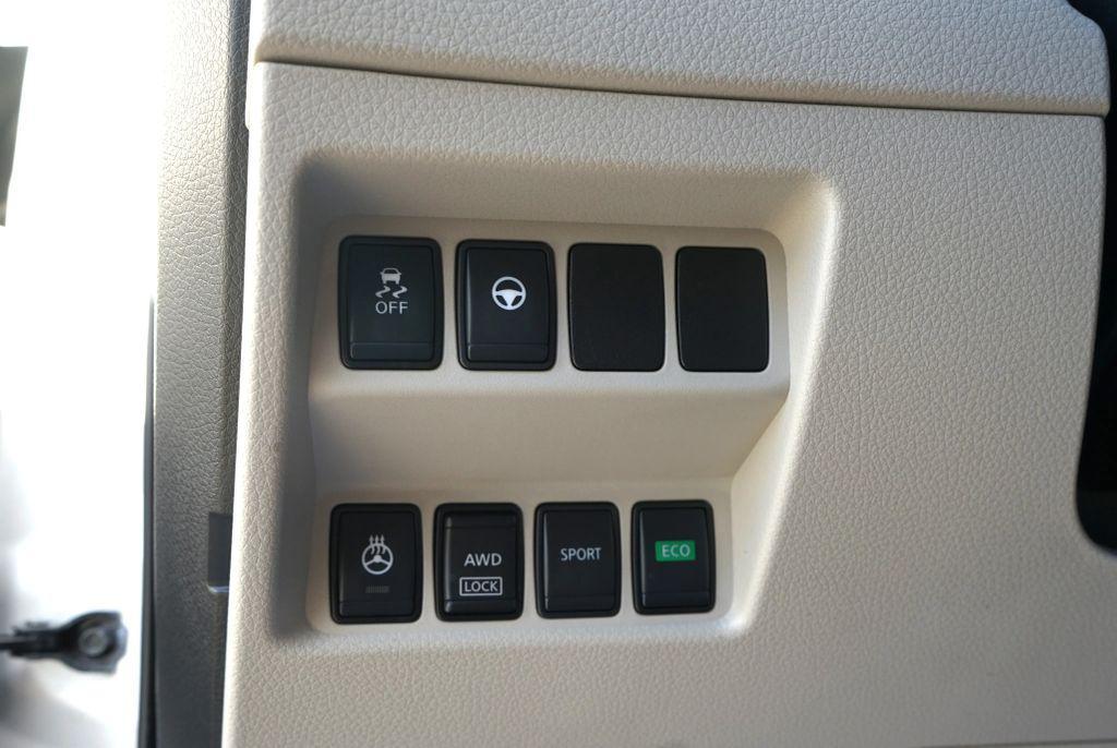 used 2020 Nissan Rogue Sport car, priced at $18,900