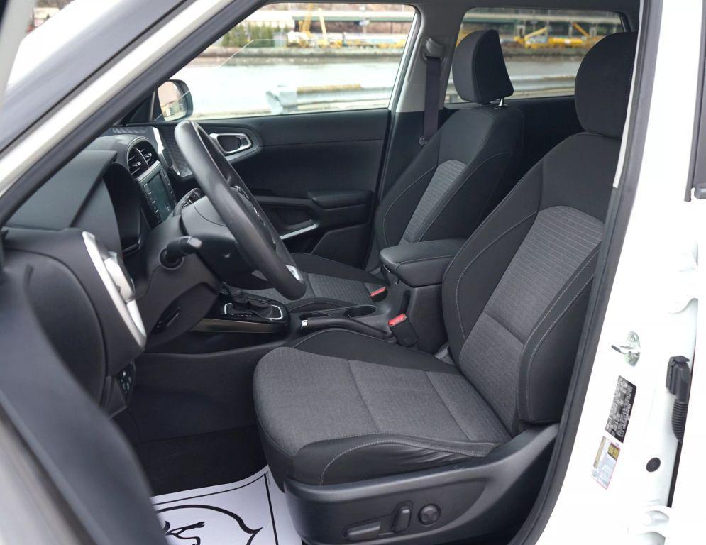used 2021 Kia Soul car, priced at $10,900