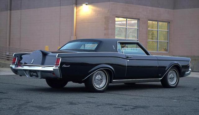 used 1970 Lincoln Continental car, priced at $26,900