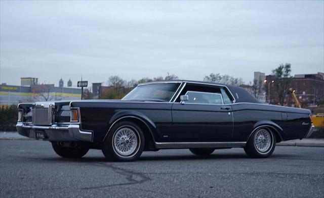 used 1970 Lincoln Continental car, priced at $26,900