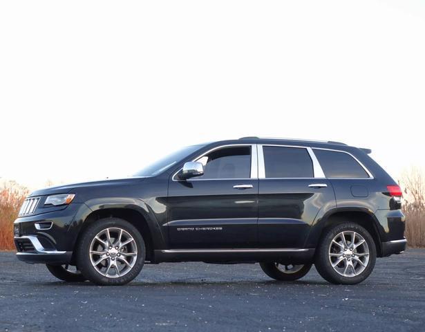 used 2015 Jeep Grand Cherokee car, priced at $16,900