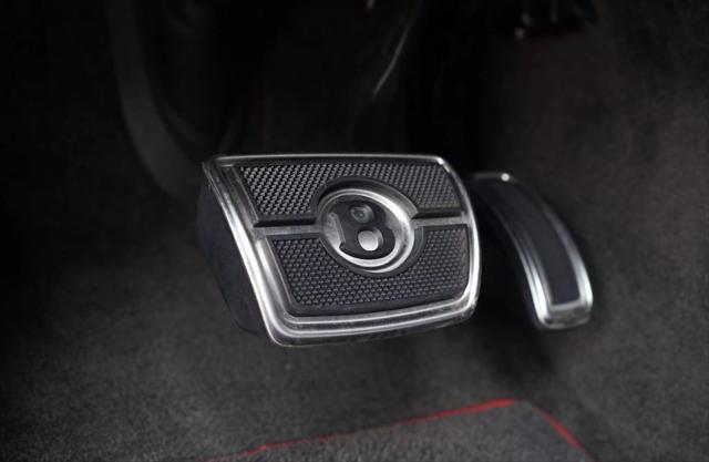 used 2021 Bentley Bentayga car, priced at $154,900